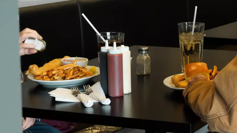 Study Predicts More Canadian Restaurant Closures in 2026 as Spending Drops