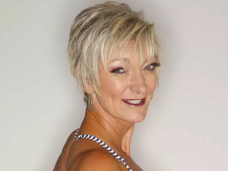 SUNshine Girl Charlene: Fitness Competitor & Muscle-Car Enthusiast