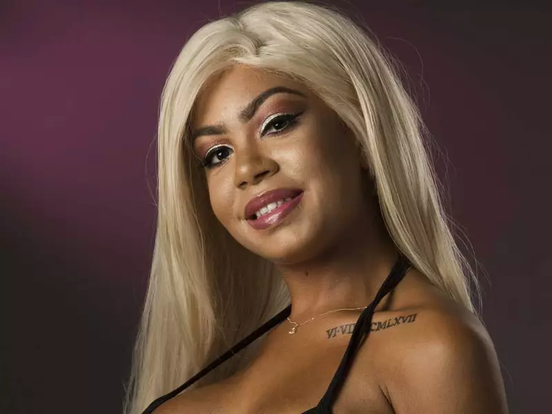 SUNshine Girl Shawna: Toronto Model's Passions Revealed