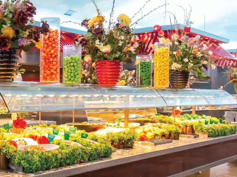 Toronto's Mandarin Restaurant at Yonge & Eglinton to Close After 35 Years