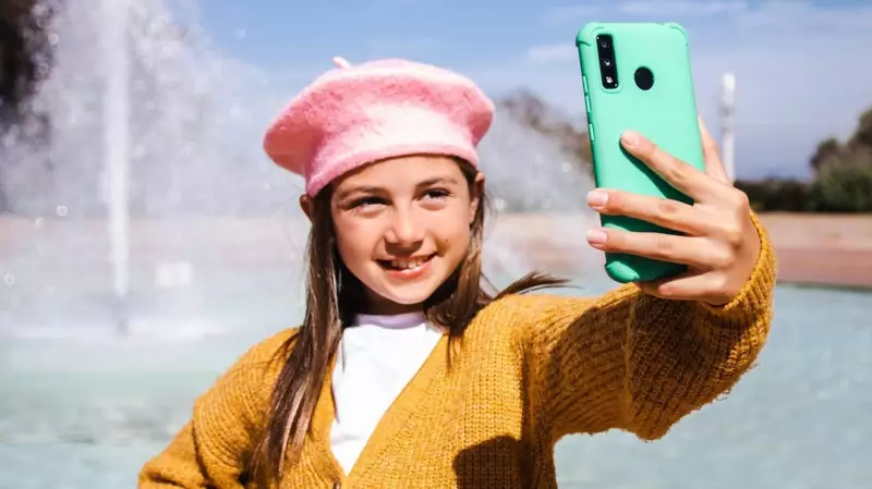 Tweens Crave Smartphones: 12 Parent-Approved Devices for Safe Independence