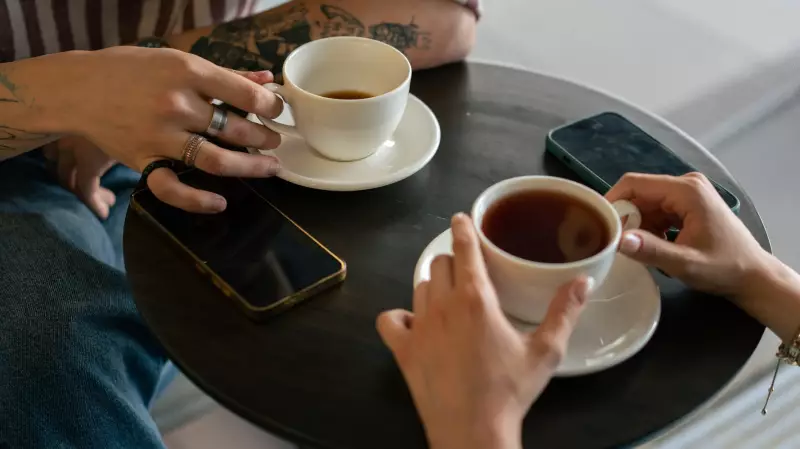 Why Making Friends as an Adult Is So Hard: Psychologist Blames Smartphones