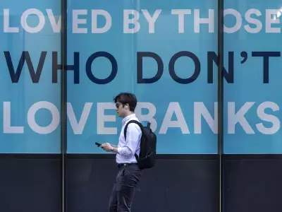 24% of Canadians Switch Banks in 2025, Highest Rate in 20 Years