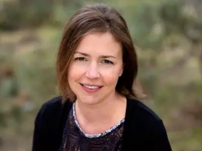 Caroline Elliott's B.C. Conservative Bid Backed by Harper-Ford Veterans