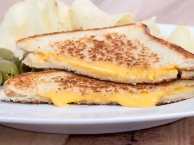 Grilled Cheese and Dementia Risk: A Scientific Reality Check