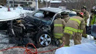 Head-On Crash on Prince of Wales Drive Injures 3, 1 Critically