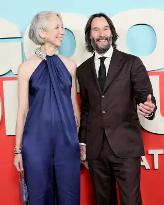 Keanu Reeves & Alexandra Grant Share Dreamy NYC Ice-Skating Date Photos