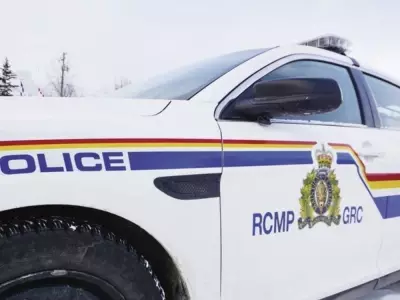Lloydminster Shooting: Police Hunt Dangerous Suspect After Vehicle Theft Attempt