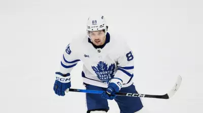 Maple Leafs' Nick Robertson Injured, Day-to-Day After Blocking Shot