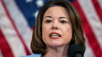 Minnesota Senate Primary Erupts Over ICE & Shooting, Dividing Democrats