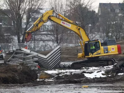 Ottawa's Landmark 'Moving Surfaces' Sculpture Dismantled After 11 Years