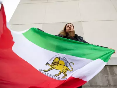 Saskatoon Iranians Rally Amid Internet Blackout, Fear for Loved Ones in Iran