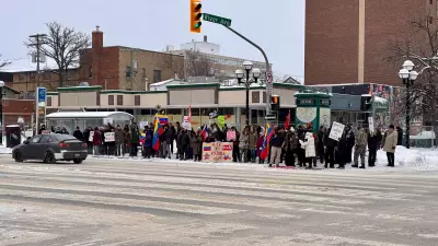 Winnipeg Residents Divided Over Venezuelan President Maduro's Capture
