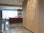 Air Canada Not Liable for $5K Oatmeal Burn Claim at Vancouver Airport Lounge