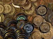 Bitcoin Hits Three-Week High, Breaks Key Technical Level