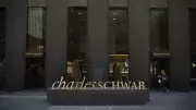 Charles Schwab Q4 Profit Climbs on Interest Income and Trading Gains
