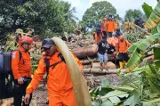 Flash Floods in Indonesia Kill 16, Destroy Homes in North Sulawesi