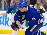 Maple Leafs Blank Canucks 5-0, Extend Point Streak to 9 Games