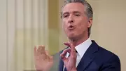 Newsom Urges European Leaders to 'Have a Backbone' Against Trump's Greenland Demands