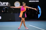 Sabalenka, Alcaraz Triumph on Historic Opening Day at Australian Open 2026