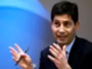 Trump Nominates Kevin Warsh as Next Federal Reserve Chair Amid Political Tensions