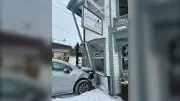 Van Crashes into Manotick Business During Ottawa Storm, No Injuries Reported