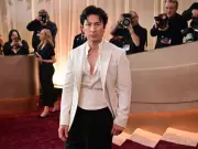 Vancouver Actor Hudson Williams Donates $1000 to B.C. Children's Hospital at Golden Globes