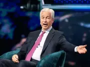 Wall Street CEOs Warn Trump: Attacks on Fed, Credit Card Caps Will Harm Economy