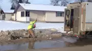 Winnipeg Crews Battle Frigid Temperatures to Repair Water Main Break on Portage Avenue