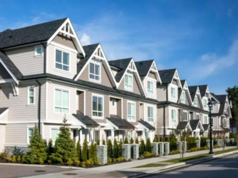10 Strategic Moves to Capitalize on Canada's Housing Market Correction