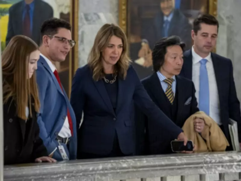 Alberta's Bureaucratic Expansion Fuels Budget Deficits, Economists Warn