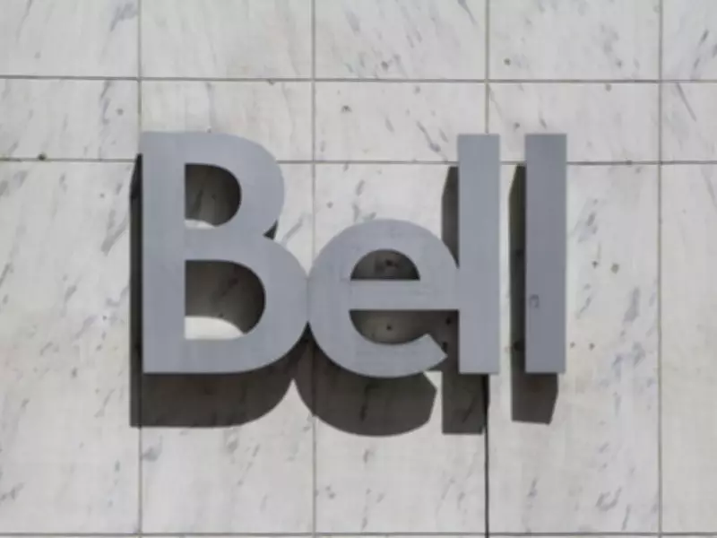 BCE Stock Drops Following Weak 2026 Earnings Guidance Despite Q4 Beat