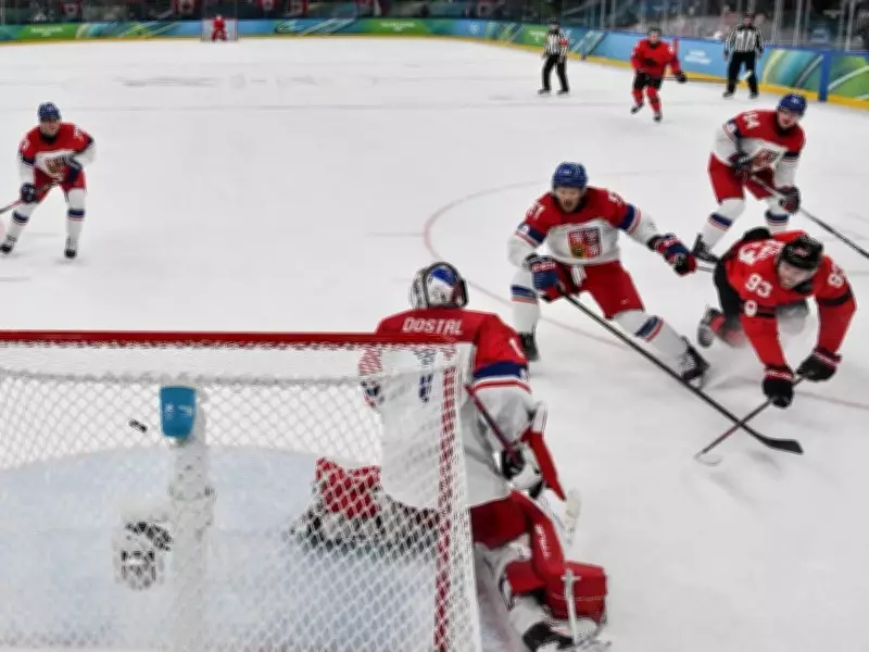 Canadian MPs Should Be Banned From Switching Political Parties