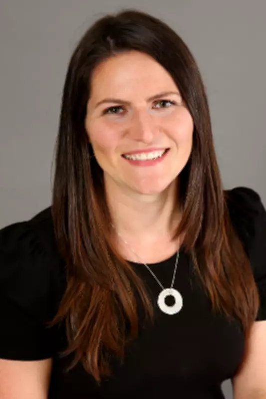 Canadian Seniors Face Mortgage Crunch as Refinancing Options Dwindle