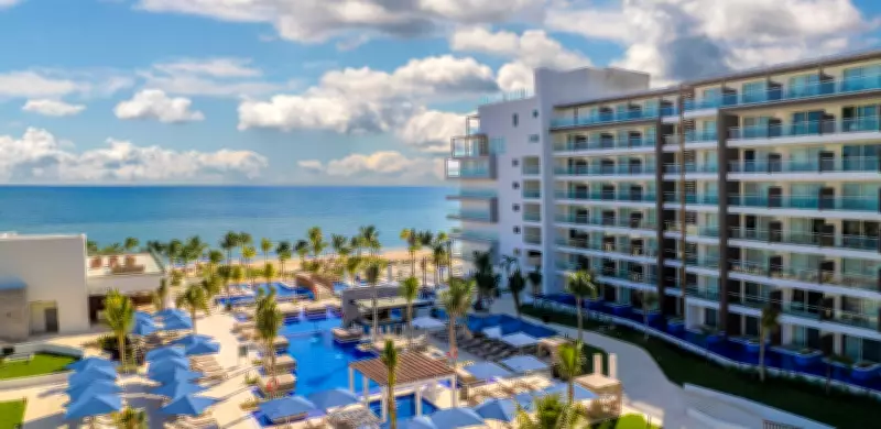 Canadians Outraged as Cancun Hotel Demands NDAs for Medical Care During Outbreak