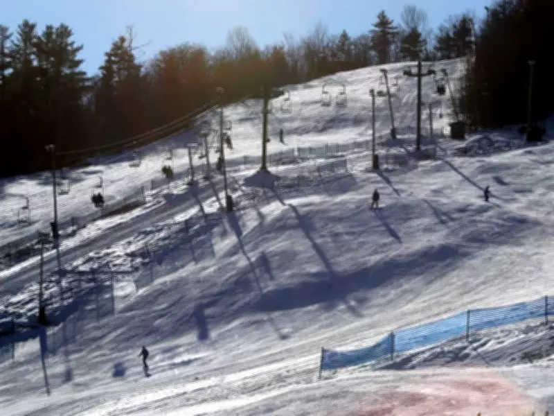 Child Seriously Injured in Chairlift Accident at Quebec Ski Hill