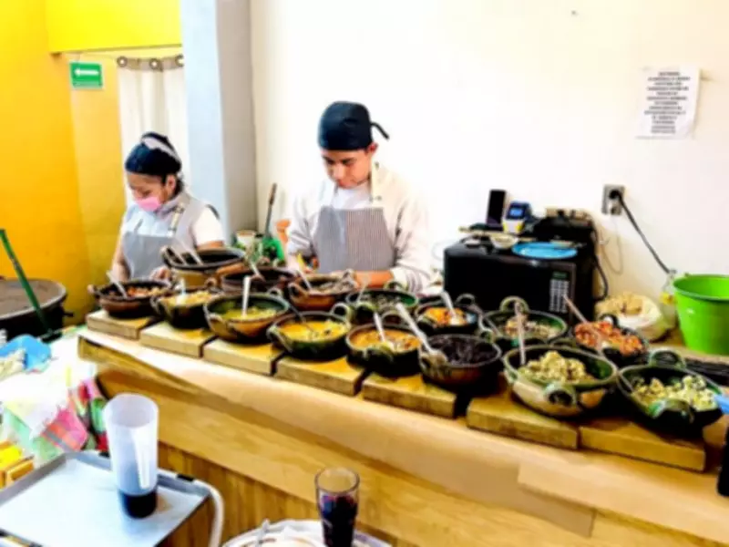 Exploring the Roots of Mexican Cuisine Through Food Tours in Mexico City and Oaxaca