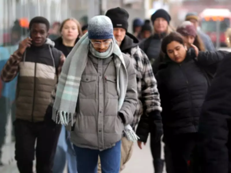 Federal Government Targets Over 8,000 Public Service Job Cuts Through Workforce Adjustment