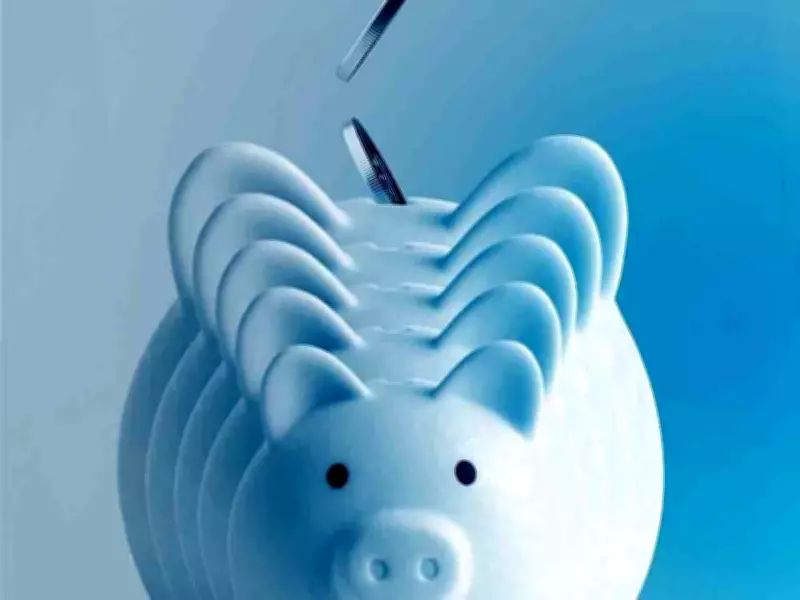 Financial Advisers Reveal TFSA and RRSP Strategies for Wealth Building