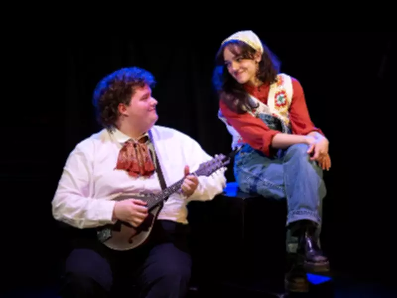 Fringe Theatre's 'Countries Shaped Like Stars' Returns with Magical Brilliance