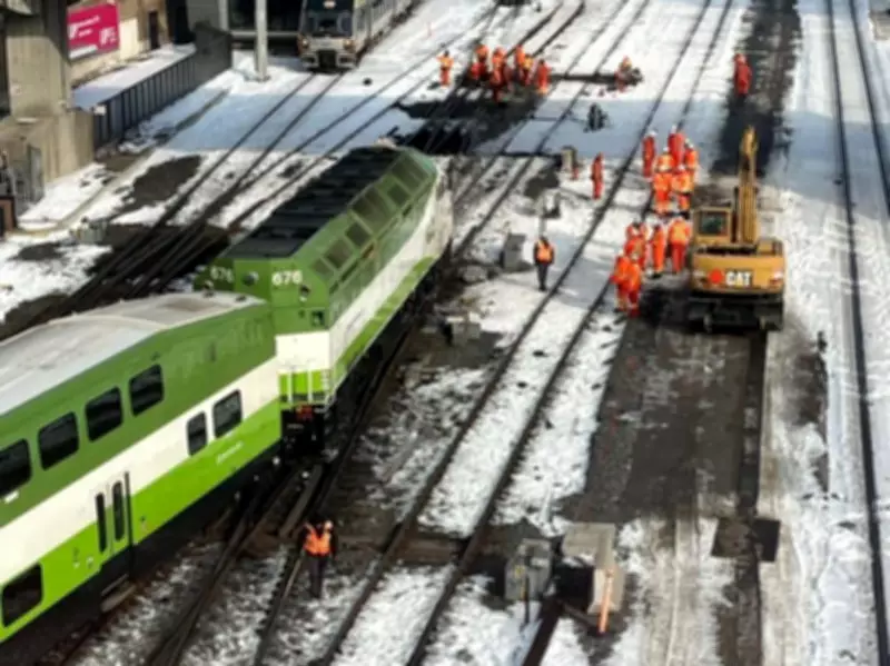 GO Transit Modified Schedule Extended After Union Station Derailment
