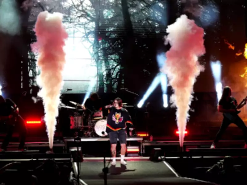 Hardy's Saddledome Show: Commanding Presence Can't Save Predictable Country Anthems