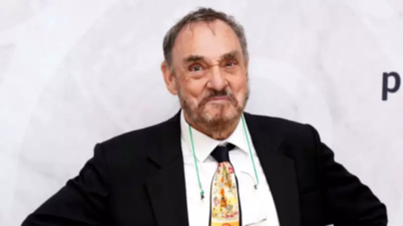 John Rhys-Davies Helps Fan Propose at Vancouver Expo in Magical Moment