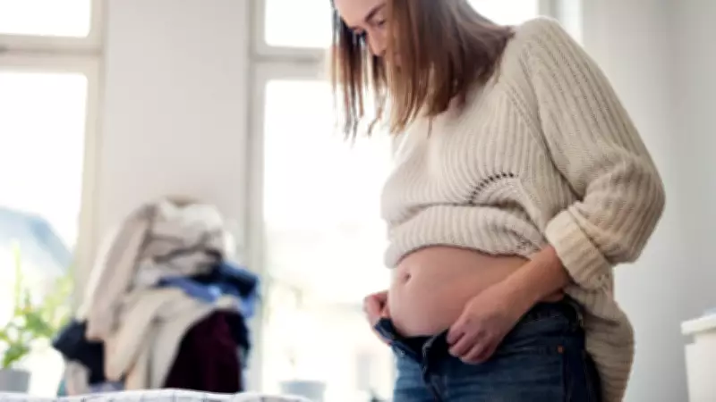 Maternity Jeans and Pants: Merging Fashion with Comfort for Expectant Mothers