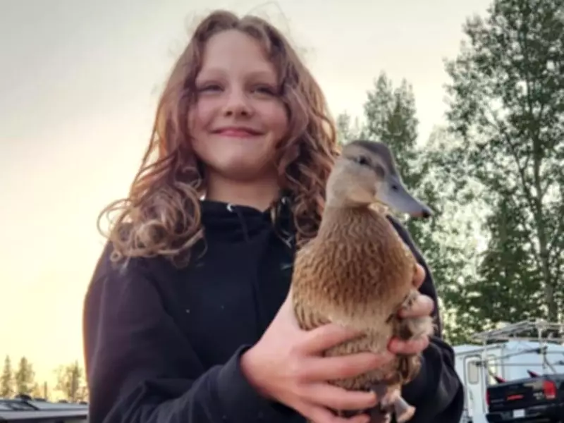 Mother of Comatose Tumbler Ridge Victim Reports Theft of Daughter's Paddle Board