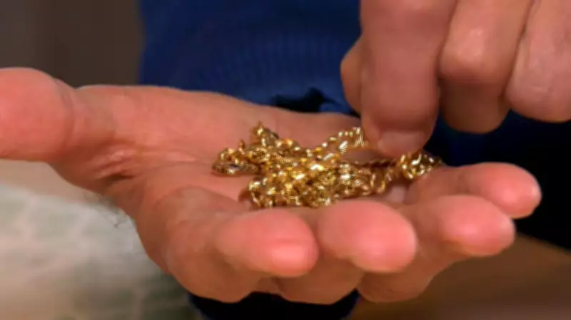 North Vancouver RCMP Warn of Distraction Thefts Targeting Seniors, Family Heirlooms Stolen