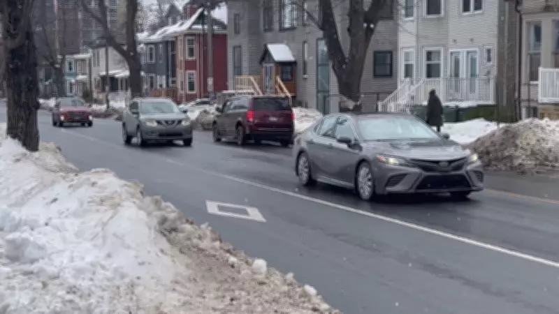 Nova Scotia Considers Opening Halifax Bus Lanes to Multi-Passenger Vehicles