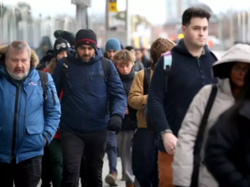 Ottawa Unions Decry Federal Return-to-Office Mandate as '1950s' Policy