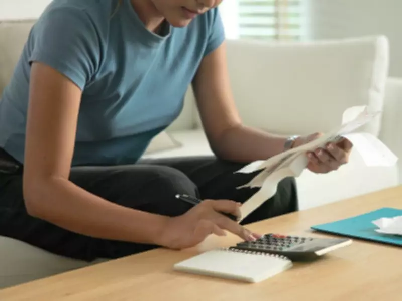 Practical Steps to Achieve Debt Freedom: A Guide for Solo Journeys