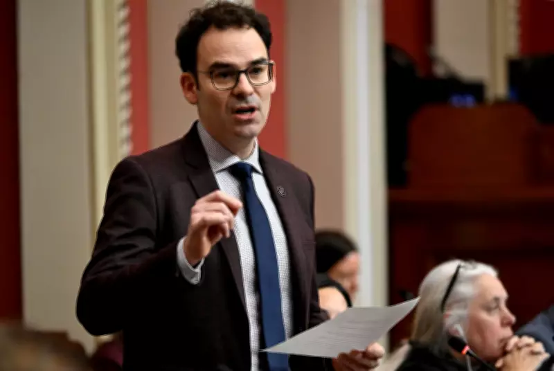 Quebec Parties Clash Over Proposed Pipeline Crossing Provincial Territory